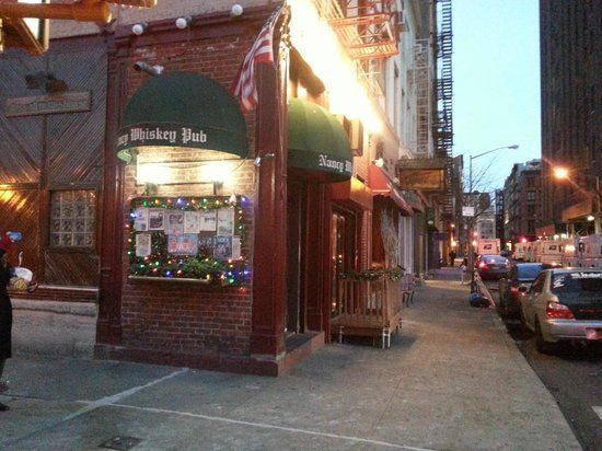 Nancy Whiskey Pub